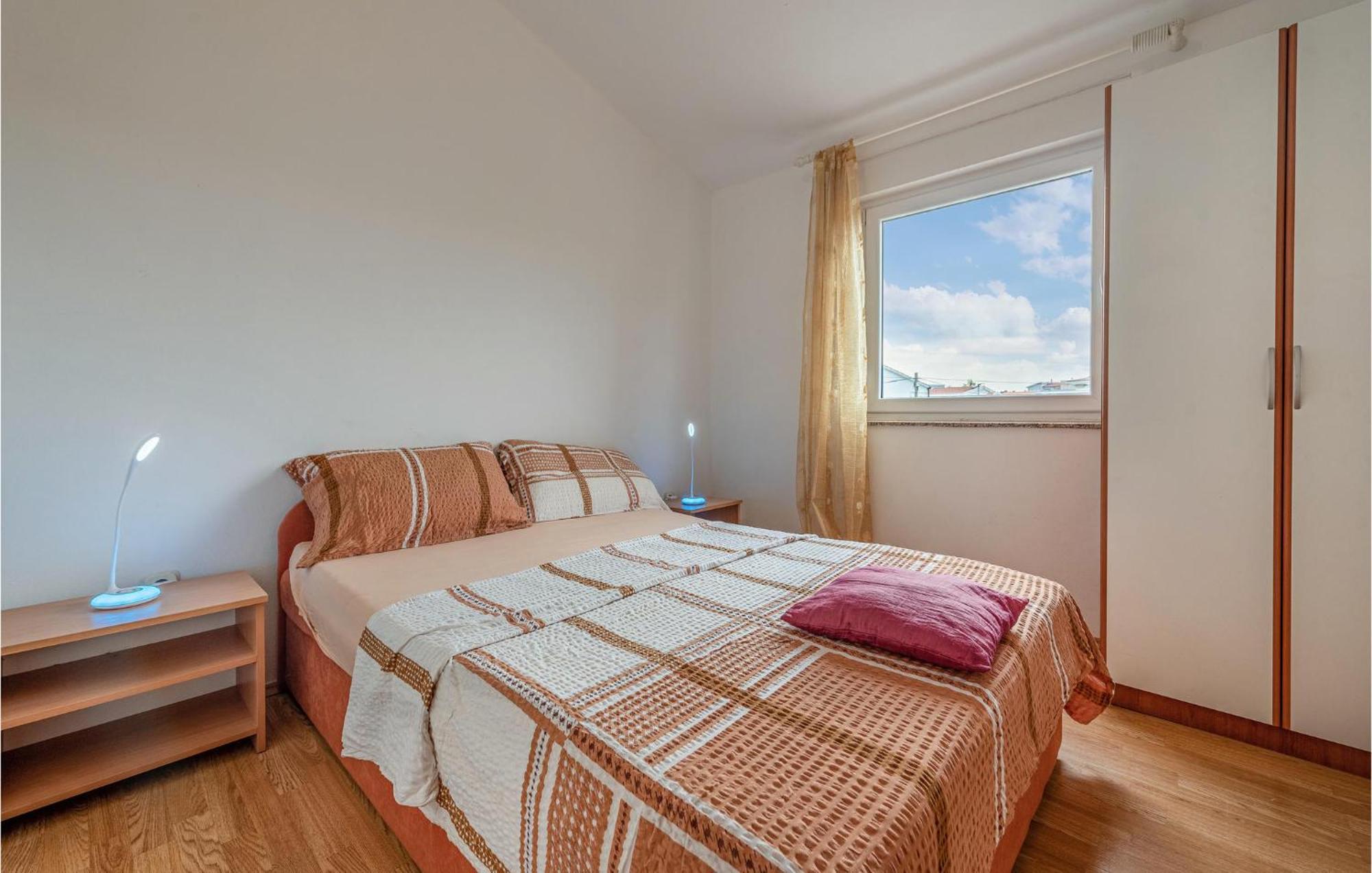 Beautiful Apartment In Vir With Wifi Extérieur photo